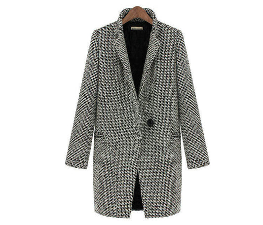 Long hooded winter coat — warm, elegant, comfortable
