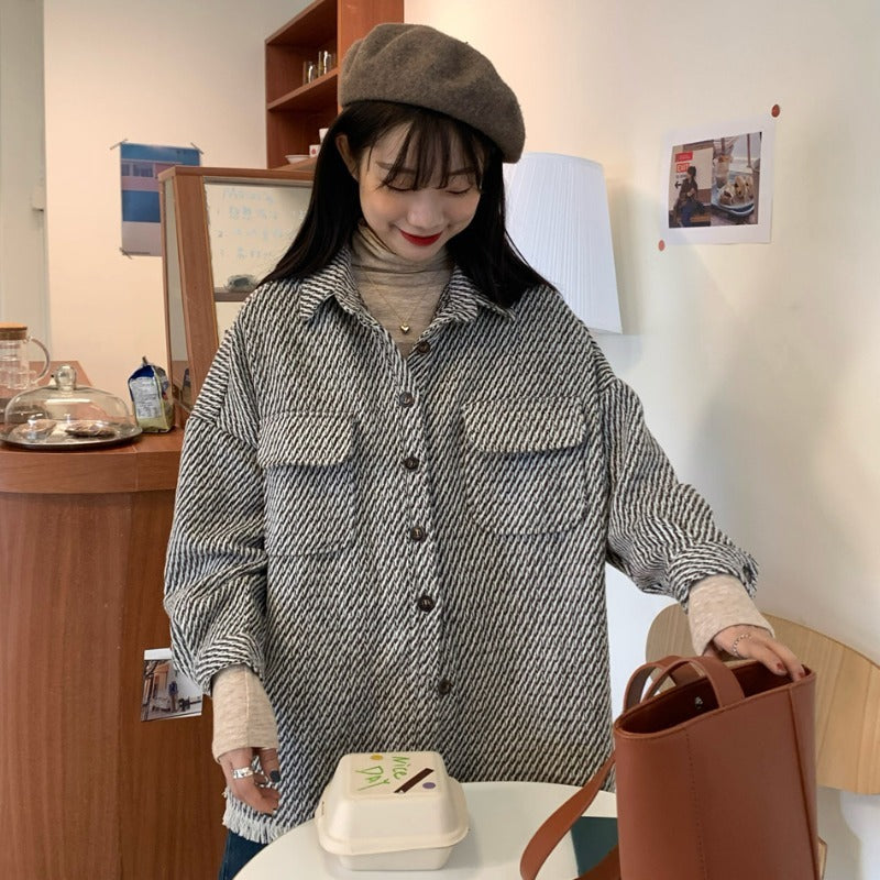 Medium-long shirt jacket — casual, versatile, modern